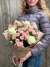 Букет цветов из:  Розы в Нарзанном