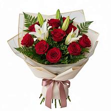 Букет цветов из:  Лилии и Розы в Нарзанном