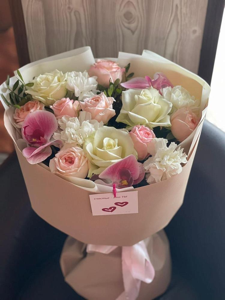 Букет цветов из: Орхидеи, Розы и Гвоздики в Нарзанном