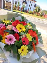 Букет цветов из:  Герберы #REPLACE_PRED# Нарзанном