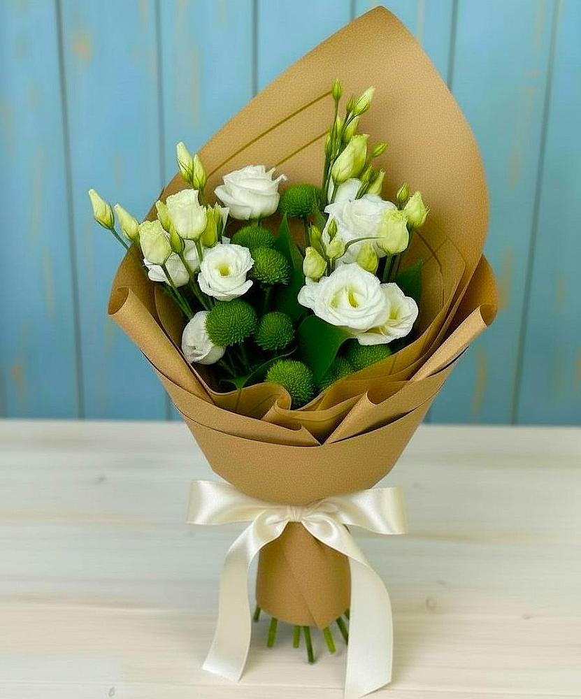 Букет цветов из: Хризантемы и Лизиантусы в Нарзанном