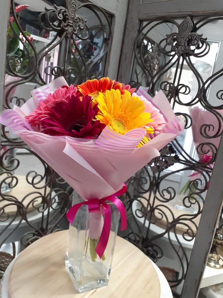 Букет цветов из: Герберы в Нарзанном