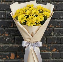Букет цветов из:  Хризантемы #REPLACE_PRED# Нарзанном
