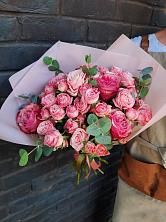 Букет цветов из:  Розы в Нарзанном