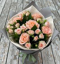 Букет цветов из:  Розы в Нарзанном