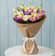 Букет цветов из:  Лизиантусы #REPLACE_PRED# Нарзанном