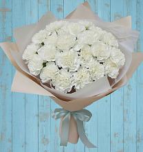 Букет цветов из:  Гвоздики в Нарзанном