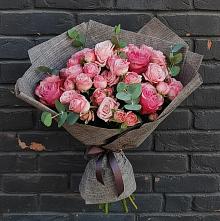 Букет цветов из:  Розы в Нарзанном